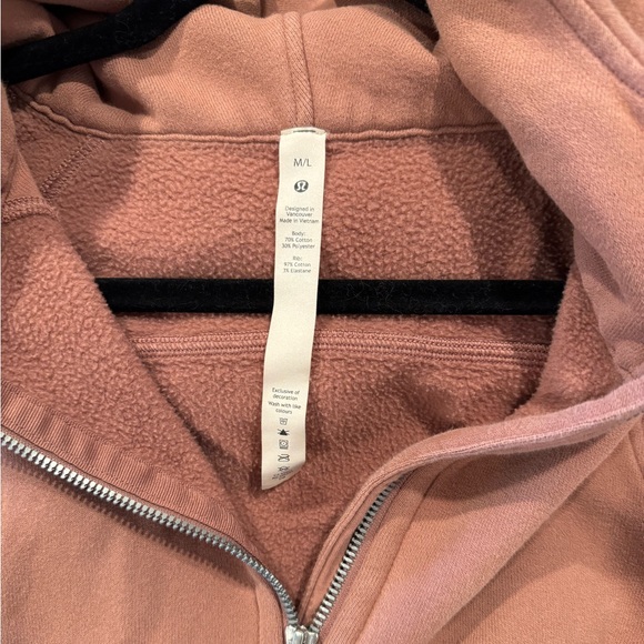 Lululemon Crop Scuba - Rose - Picture 2 of 5